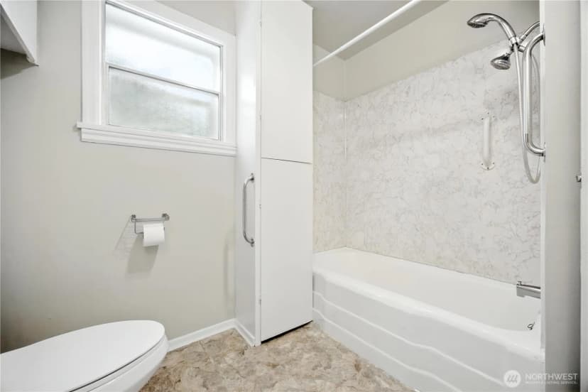 Property photo for 306 E Sr 4, Cathlamet photo 18