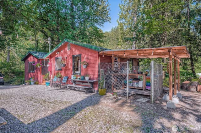 Property photo for 24206 250th Avenue Se, Maple Valley photo 5
