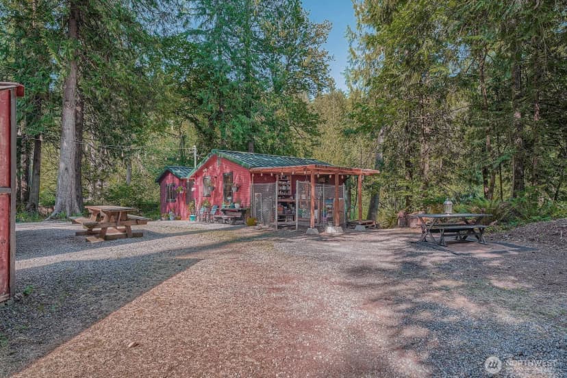 Property photo for 24206 250th Avenue Se, Maple Valley photo 4