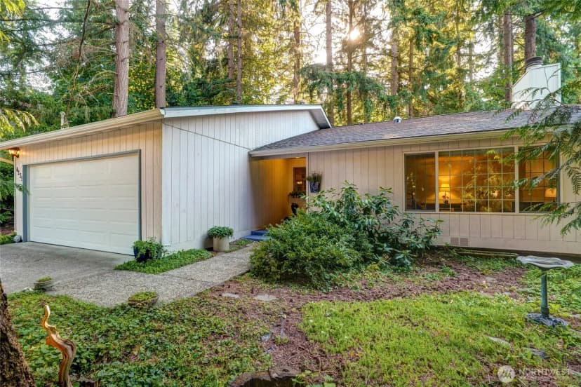 Property photo for 4235 164th Avenue Se, Bellevue