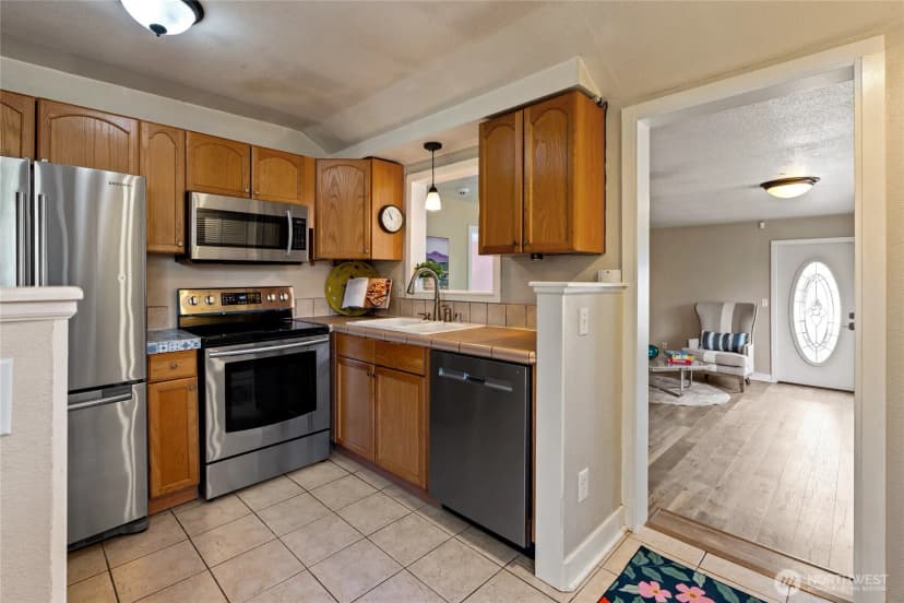 Property photo for 3122 N Mullen Street, Tacoma photo 13