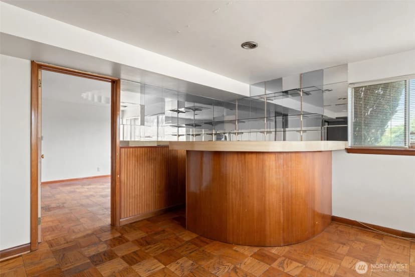 Property photo for 2117 S Bayview Street, Seattle photo 19