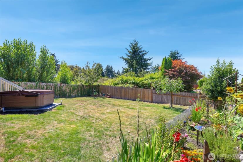 Property photo for 2010 Crystal Springs Road W, Tacoma photo 27