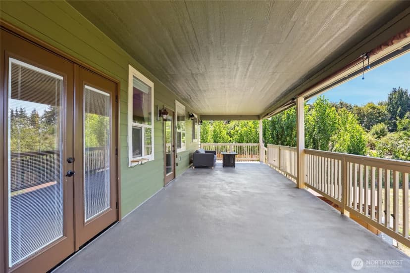 Property photo for 2010 Crystal Springs Road W, Tacoma photo 26