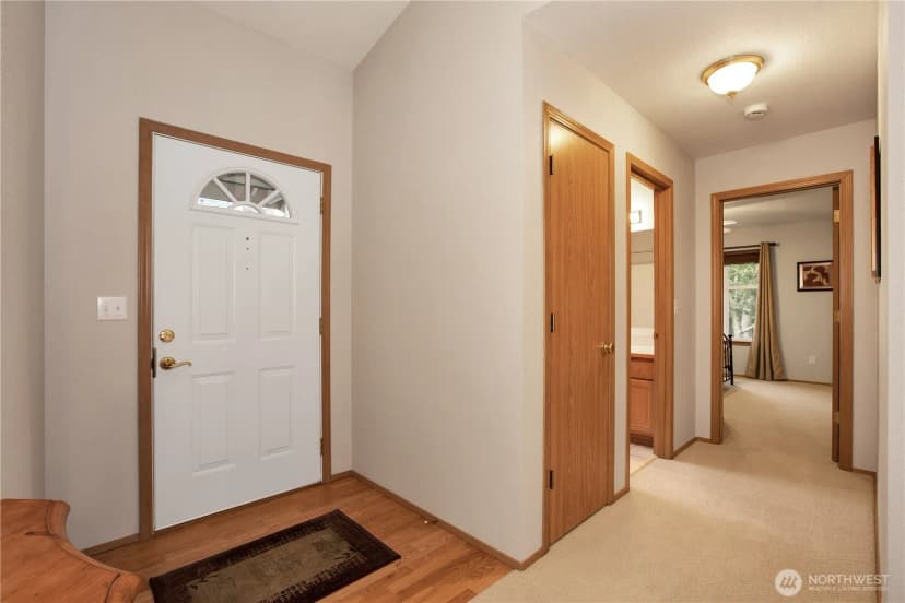 Property photo for 4619 Denton Lane Se, Lacey photo 3