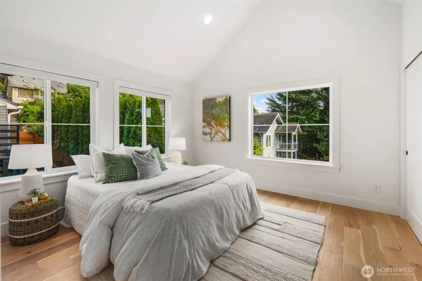Property photo for 2937 36th Avenue S, Seattle photo 14