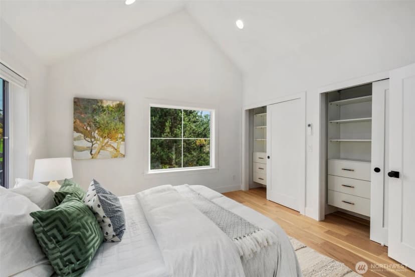 Property photo for 2937 36th Avenue S, Seattle photo 17