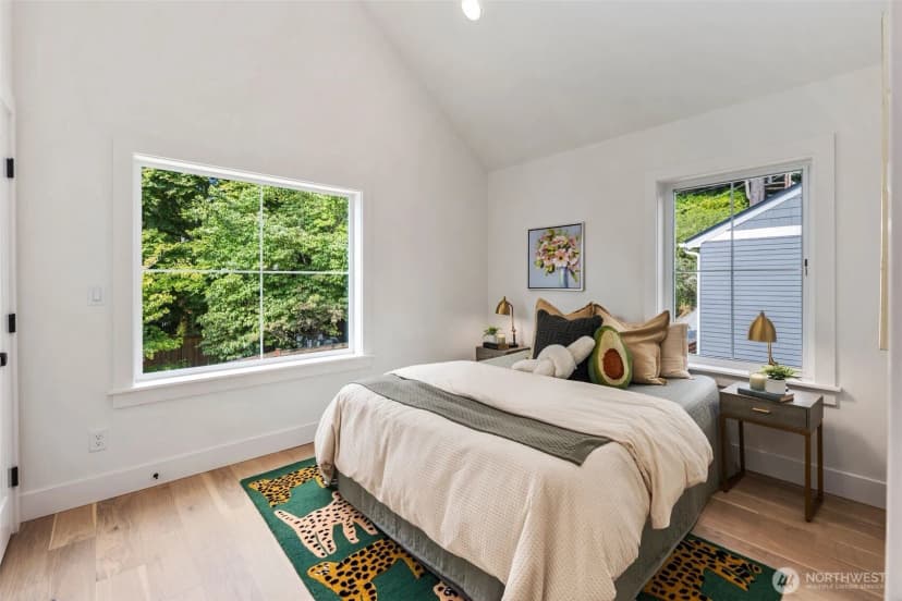 Property photo for 2937 36th Avenue S, Seattle photo 22