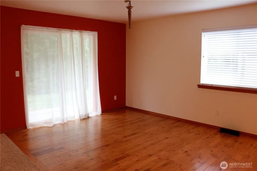Property photo for 2360 Se Plymouth Way, Port Orchard photo 7