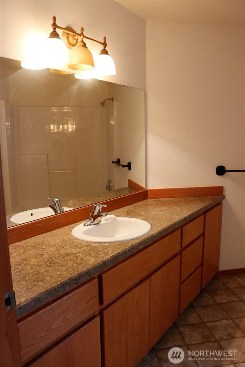 Property photo for 2360 Se Plymouth Way, Port Orchard photo 15