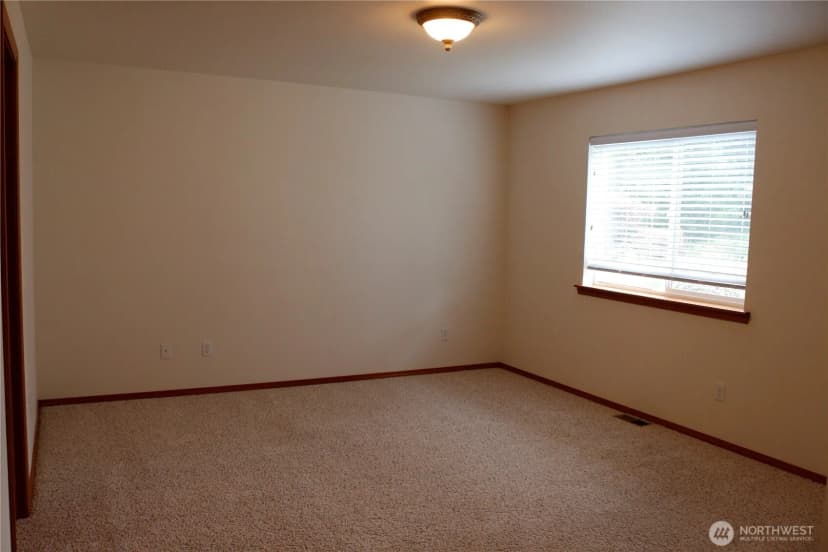 Property photo for 2360 Se Plymouth Way, Port Orchard photo 16