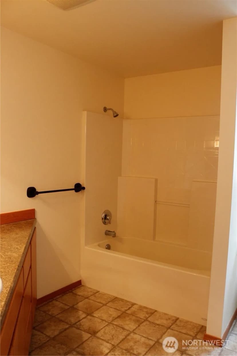 Property photo for 2360 Se Plymouth Way, Port Orchard photo 14
