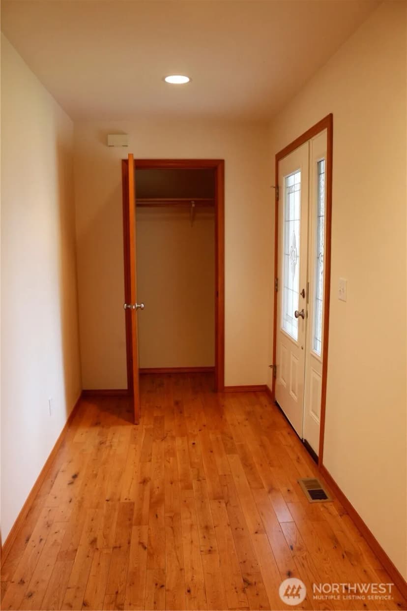 Property photo for 2360 Se Plymouth Way, Port Orchard photo 24
