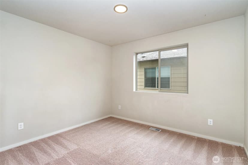 Property photo for 32977 Skyline Lane, Black Diamond photo 25