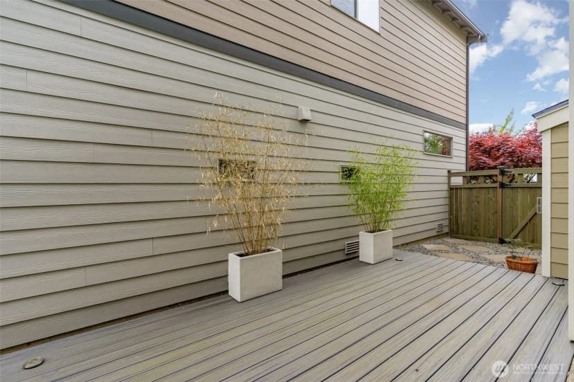 Property photo for 32977 Skyline Lane, Black Diamond photo 30