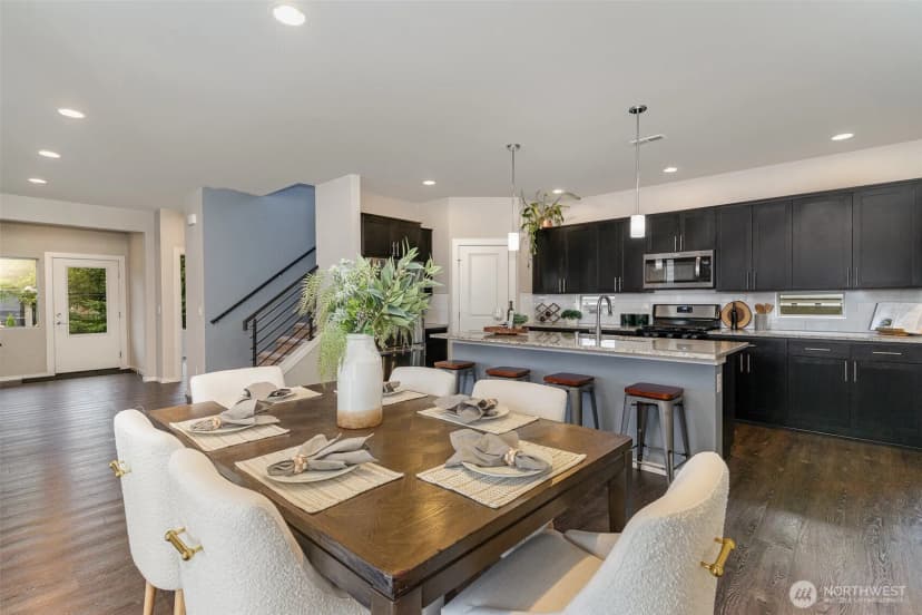 Property photo for 32977 Skyline Lane, Black Diamond photo 6