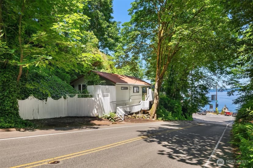 Property photo for 10915 103rd Avenue Sw, Vashon photo 8