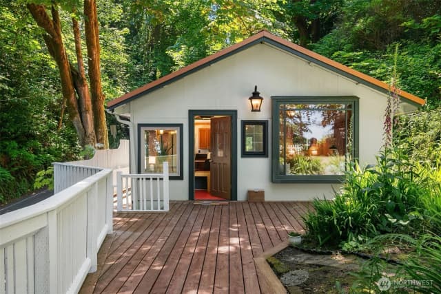 Property photo for 10915 103rd Avenue Sw, Vashon