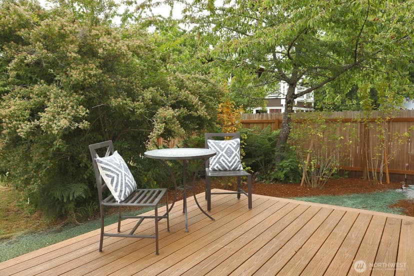 Property photo for 683 3rd Street #1(a), Langley photo 30