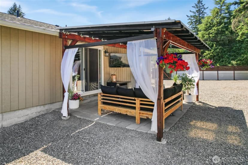 Property photo for 11489 Carter Avenue Sw, Port Orchard photo 31