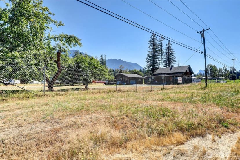Property photo for 41109 State Route 2, Gold Bar photo 10
