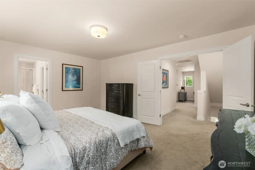 Property photo for 842 Chelan Place Ne, Renton photo 19