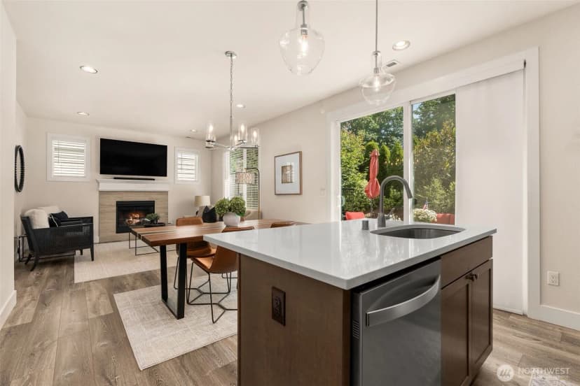 Property photo for 842 Chelan Place Ne, Renton photo 8