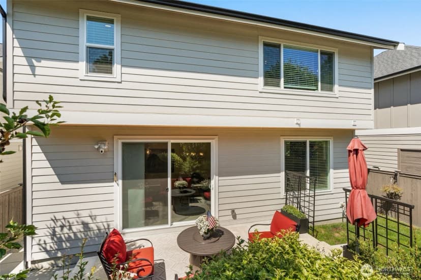 Property photo for 842 Chelan Place Ne, Renton photo 12