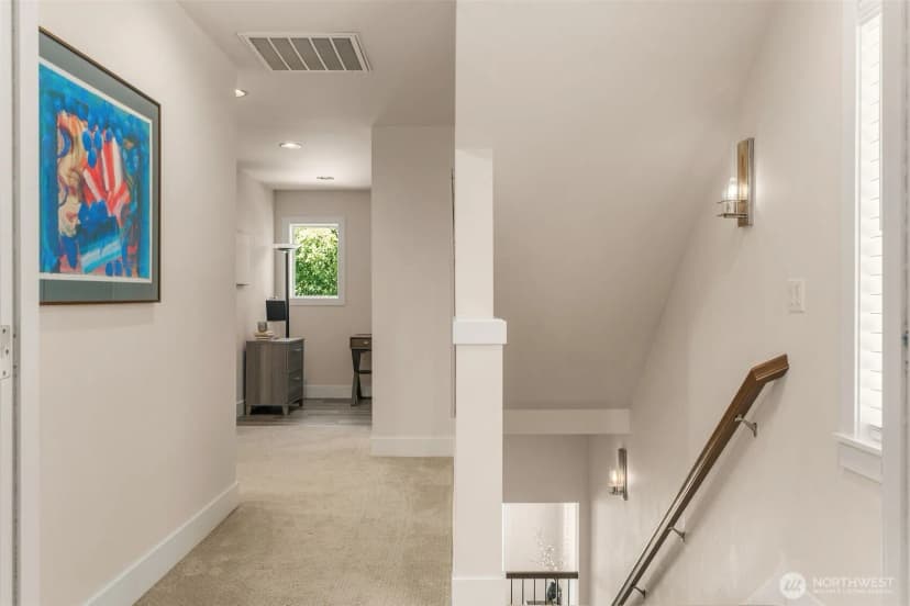 Property photo for 842 Chelan Place Ne, Renton photo 16