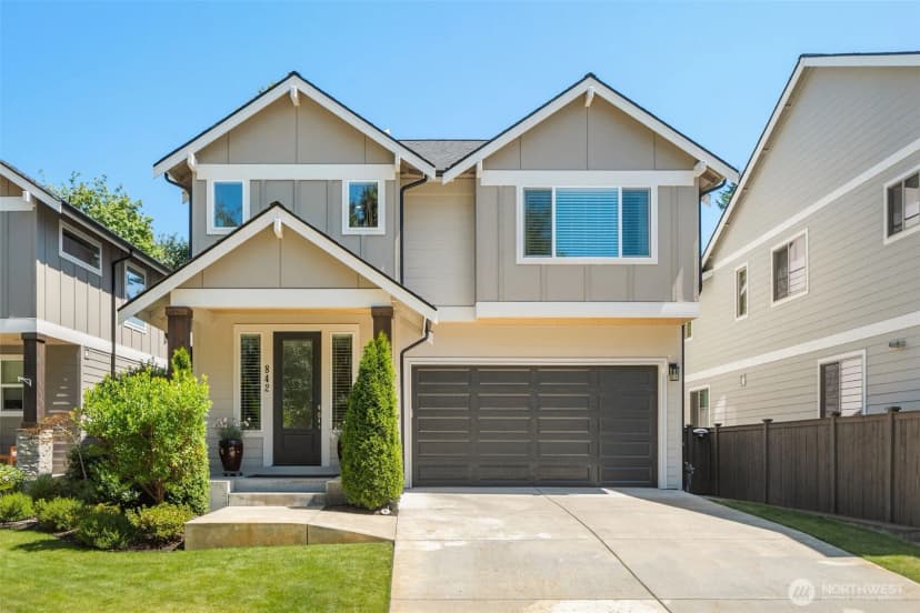 Property photo for 842 Chelan Place Ne, Renton