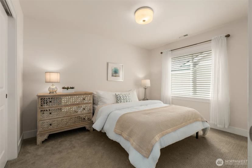 Property photo for 842 Chelan Place Ne, Renton photo 23