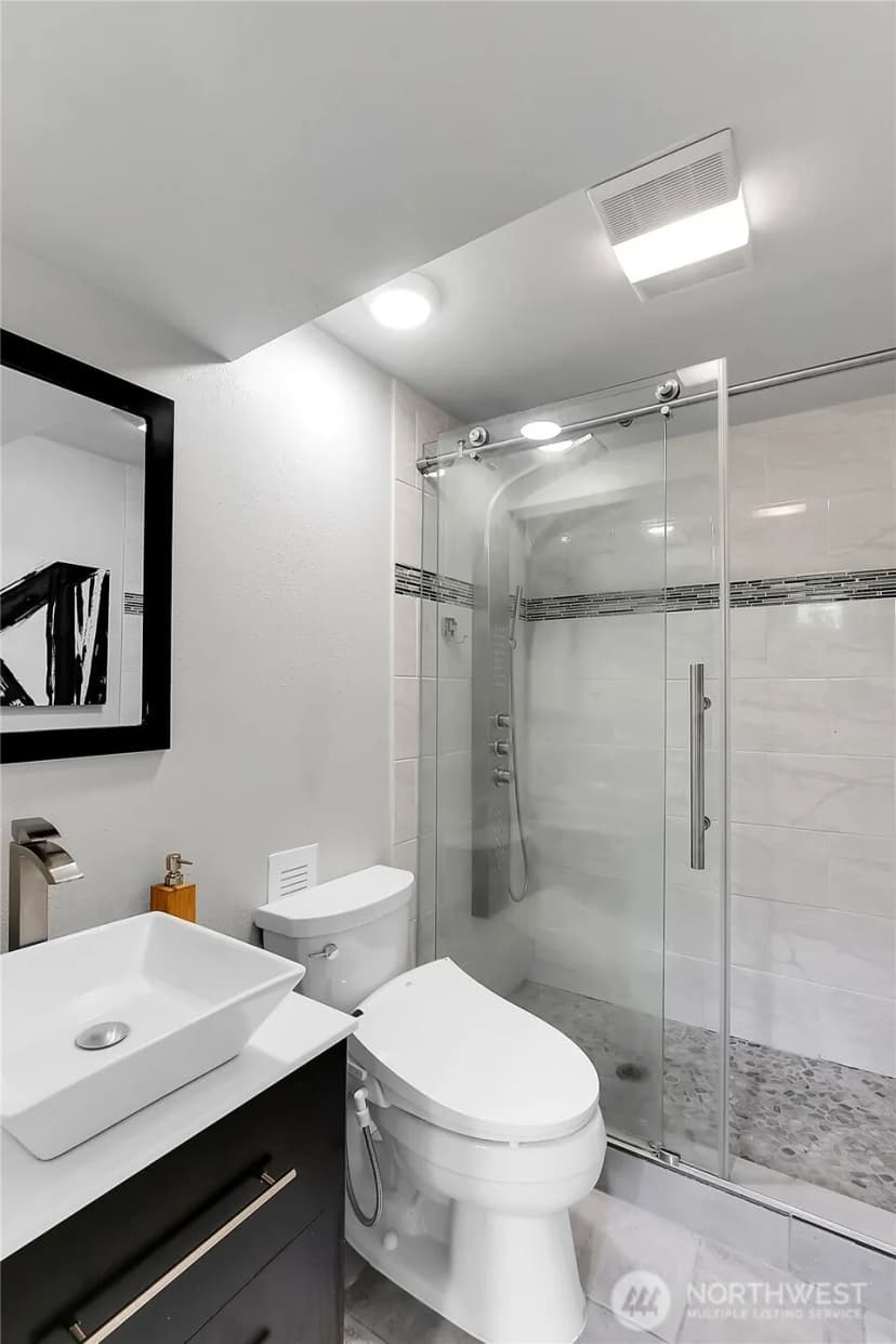 Property photo for 5020 47th Avenue Ne, Seattle photo 17