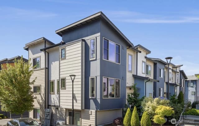 Property photo for 535 Fremont Walk Se, Sammamish