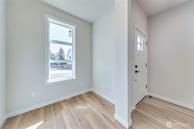 Property photo for 5052 Nw Cedarside Loop, Silverdale photo 4