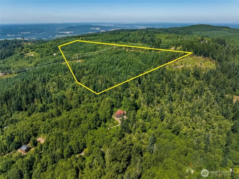 Property photo for 228 Xx W King Lake Road, Monroe