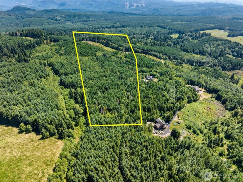 Property photo for 228 Xx W King Lake Road, Monroe photo 12