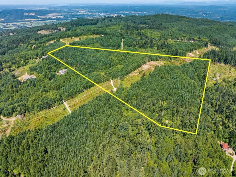 Property photo for 228 Xx W King Lake Road, Monroe photo 13
