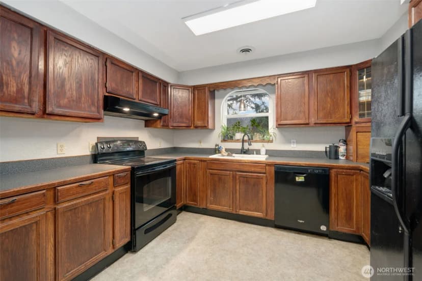 Property photo for 212 Chapman Road, Castle Rock photo 11