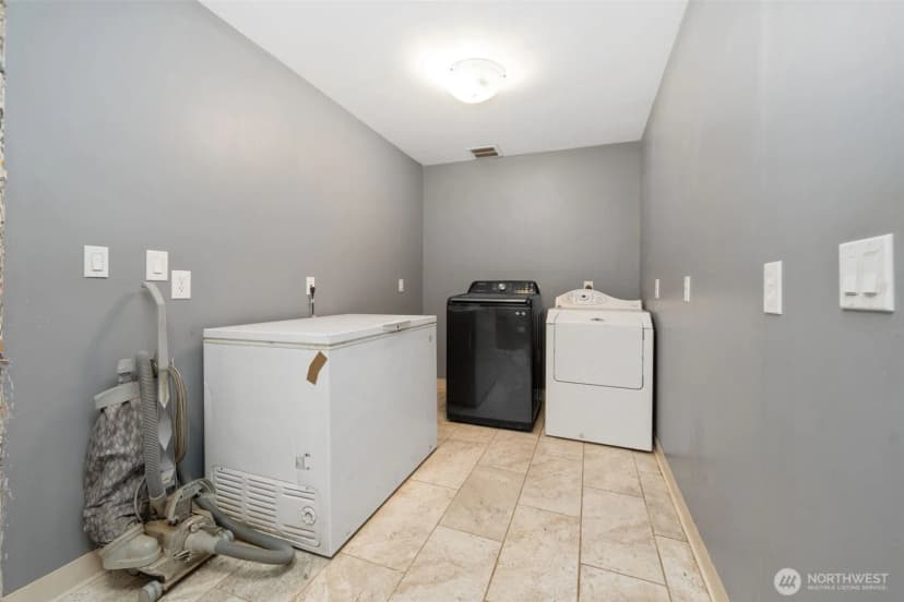 Property photo for 212 Chapman Road, Castle Rock photo 19