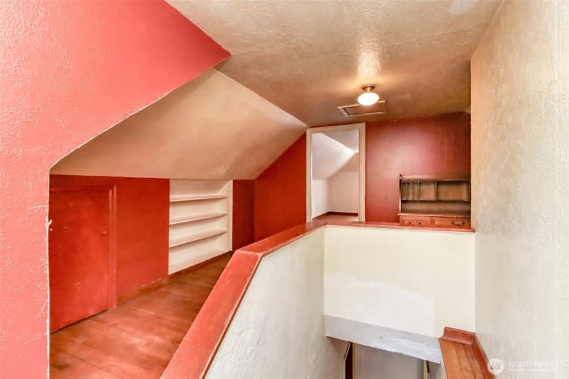 Property photo for 285 Earlington Avenue Sw, Renton photo 19
