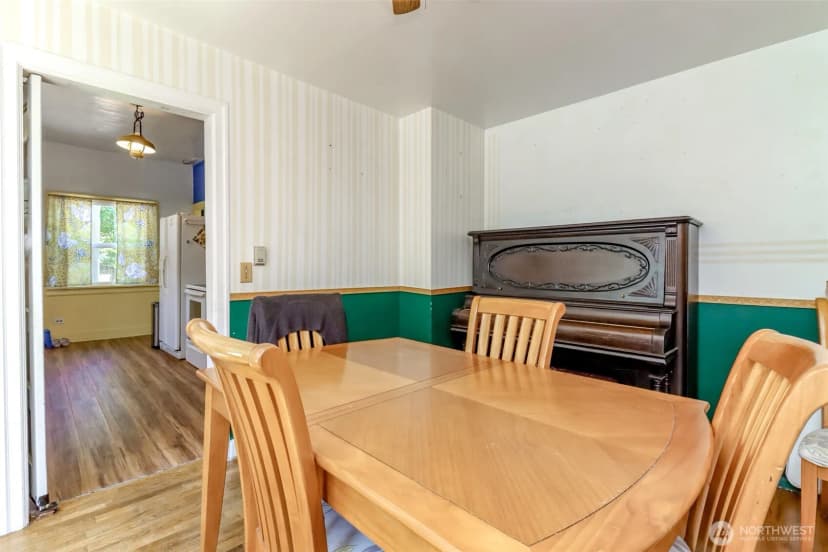 Property photo for 285 Earlington Avenue Sw, Renton photo 9
