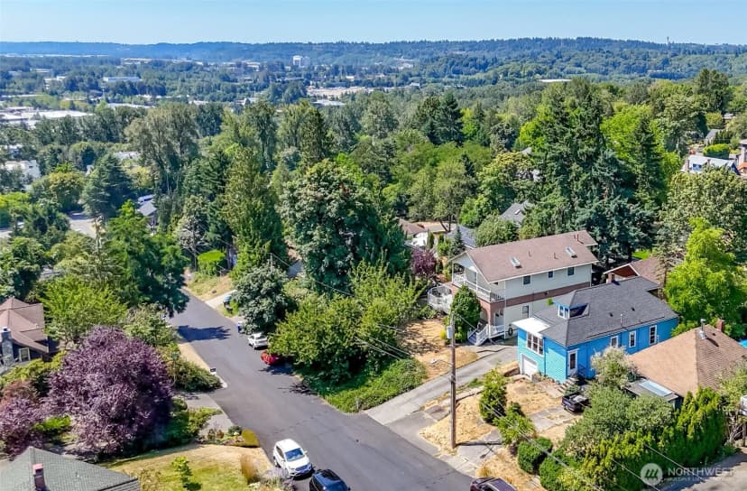 Property photo for 285 Earlington Avenue Sw, Renton photo 38