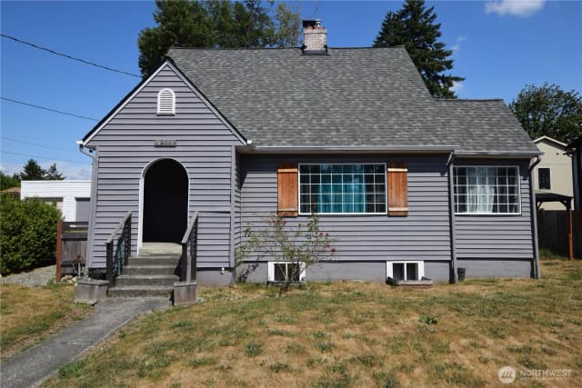 Property photo for 8519 Golden Given Drive E, Tacoma