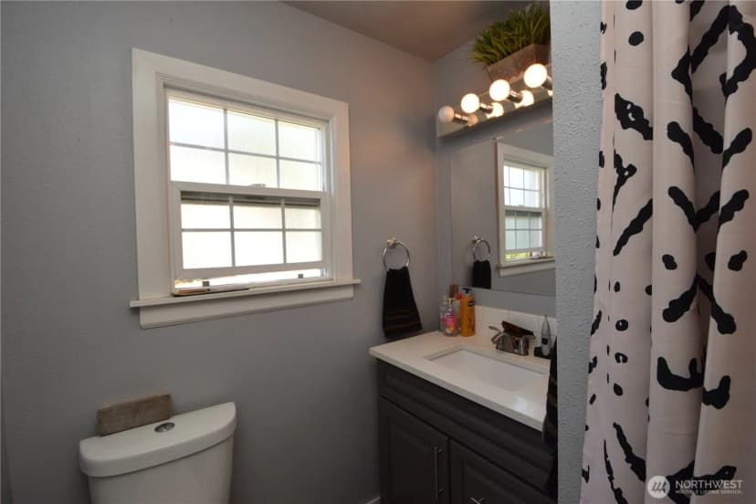 Property photo for 8519 Golden Given Drive E, Tacoma photo 18