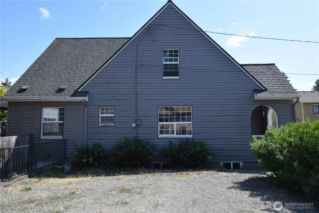 Property photo for 8519 Golden Given Drive E, Tacoma photo 3