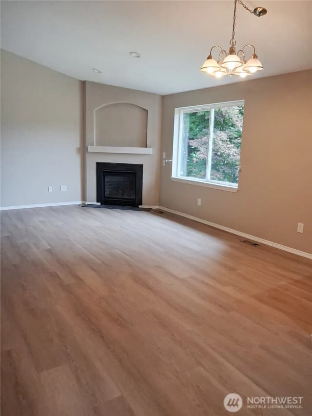 Property photo for 19022 Crown Ridge Boulevard, Arlington photo 4