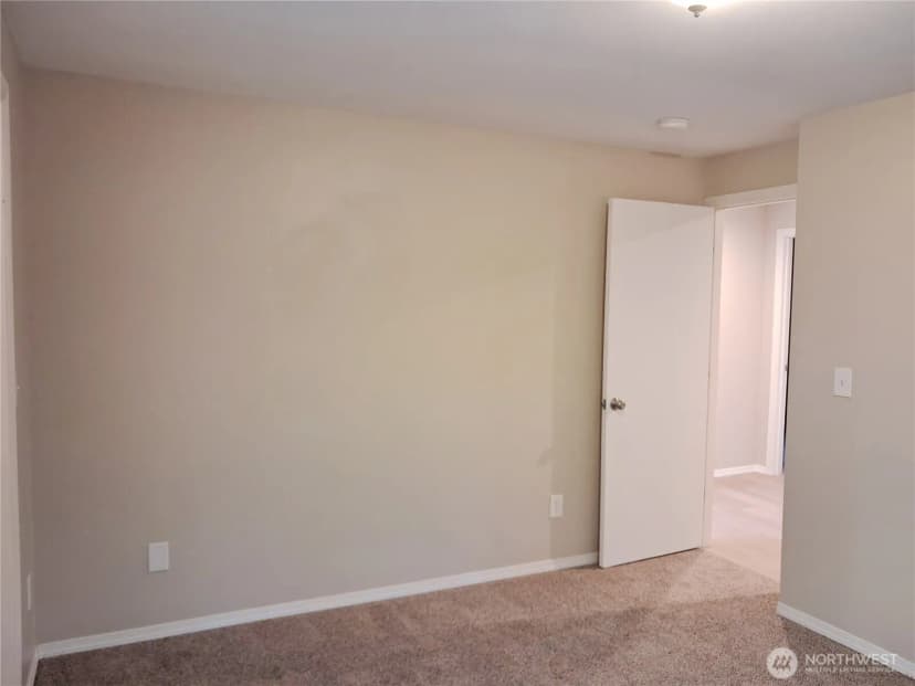 Property photo for 19022 Crown Ridge Boulevard, Arlington photo 24