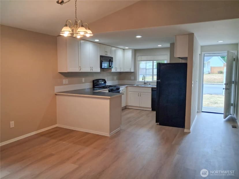 Property photo for 19022 Crown Ridge Boulevard, Arlington photo 6