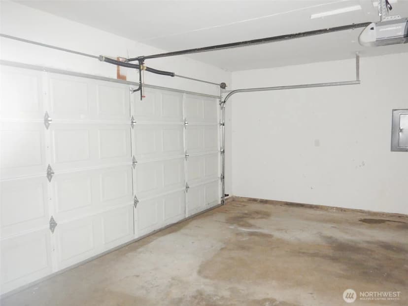Property photo for 19022 Crown Ridge Boulevard, Arlington photo 32