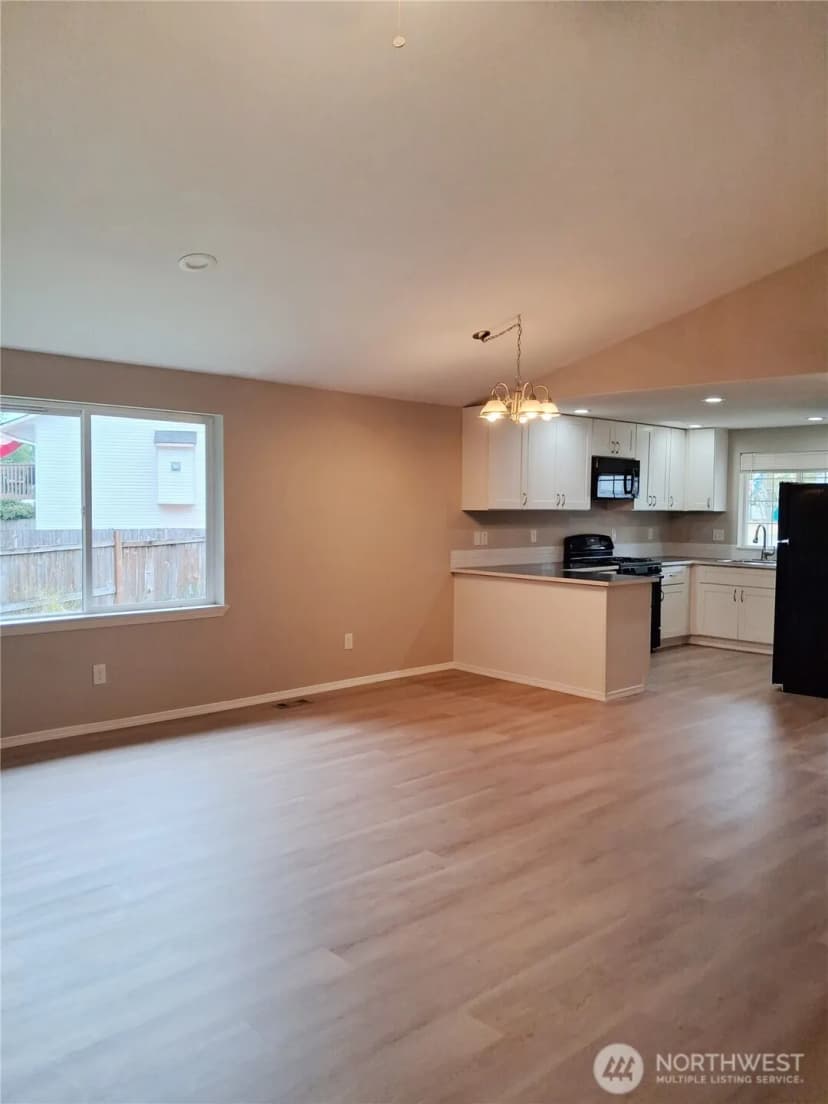 Property photo for 19022 Crown Ridge Boulevard, Arlington photo 5